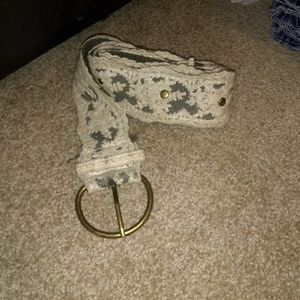 Lace belt